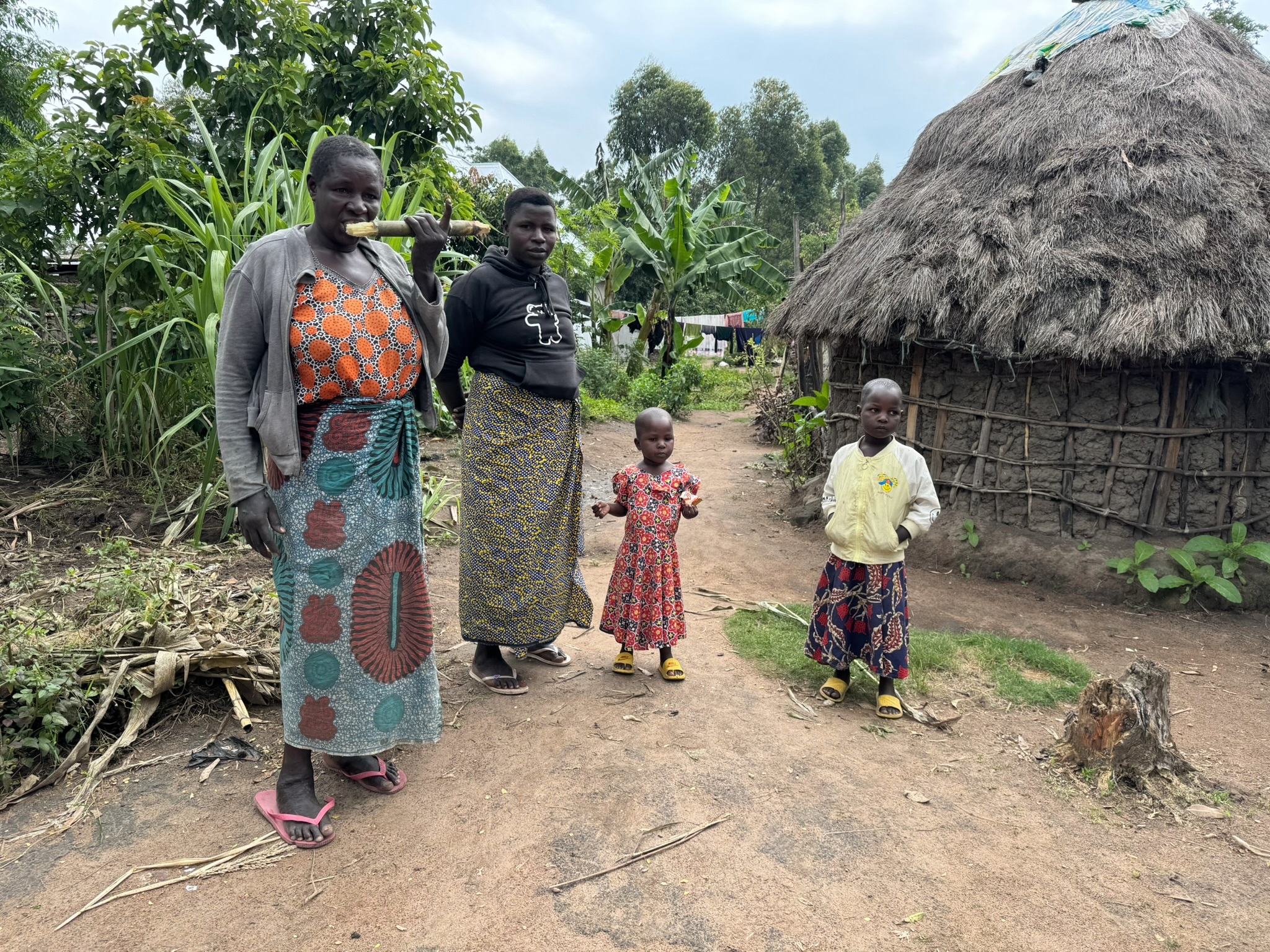 Familie in Mugumu, Tansania